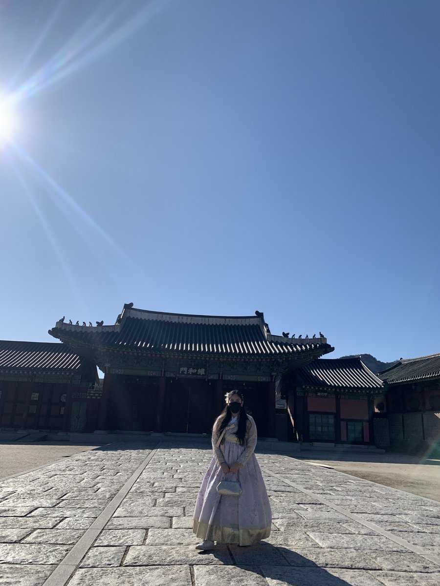 Meet Katie Sanchez and Vincent Yang. 👋
Two Fresno State students who took a leap of faith to study abroad in South Korea. 🇰🇷🐾 
Press the link to read more about Katie Sanchez’s and Vincent Yang’s journey: online.flipbuilder.com/paxm/gzms/
#fresnostate #cge #bulldogs #studyabroad