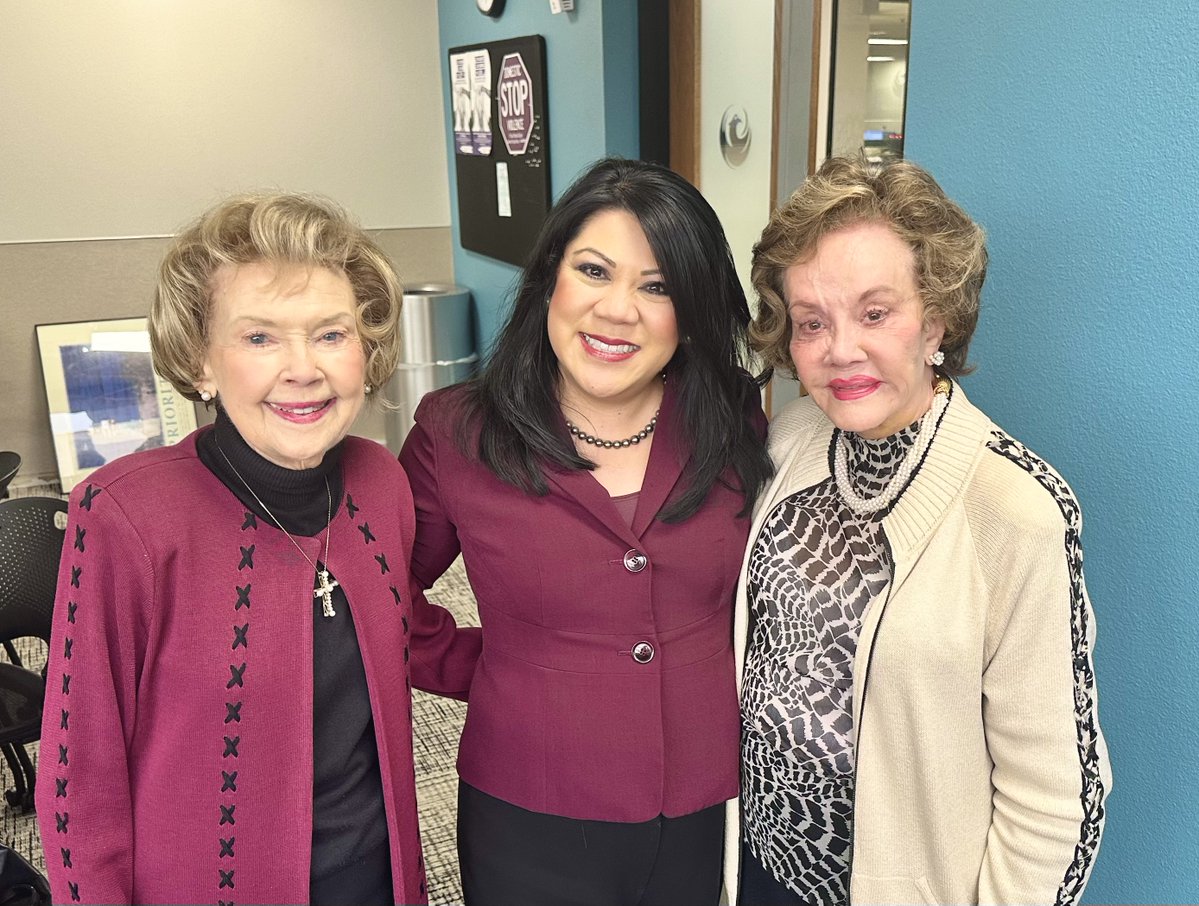 It is my honor to serve on the @Childhelp Arizona Advisory Board alongside Co-Founders Sara O'Meara and Yvonne Fedderson. For 65 years, Childhelp has been dedicated to preventing child abuse and serving more than 12 million children.