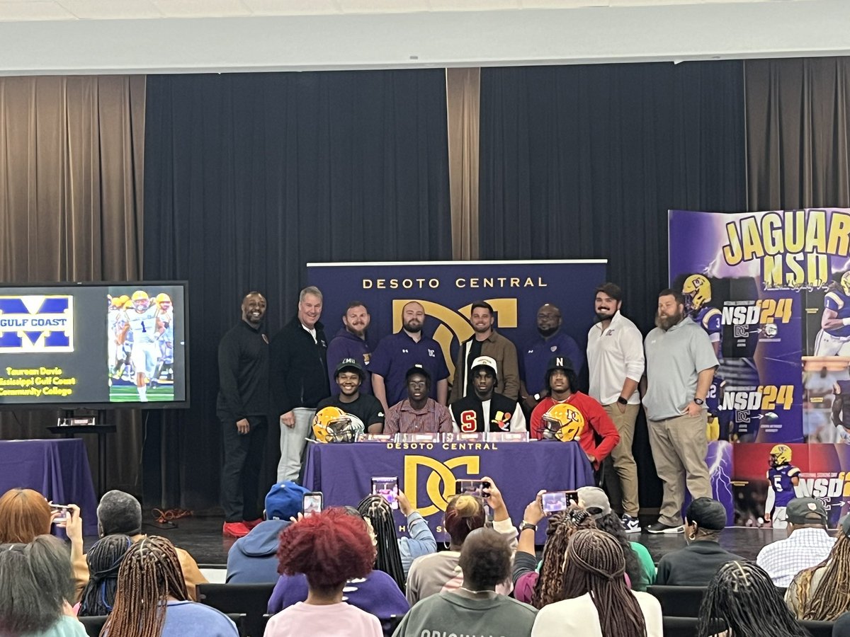 athletics_dc's tweet photo. It was football signing day here on Central Parkway! Congratulations to these outstanding young men. https://t.co/zsCeA4S9Jz