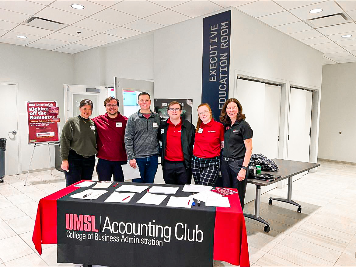 Our recent event, hosted by the UMSL Accounting Club, was a hit! Students got the inside scoop on career expectations, networking with top firms, and discovering job opportunities. Stay tuned for future events! 

#AccountingCareers #UMSLSuccess