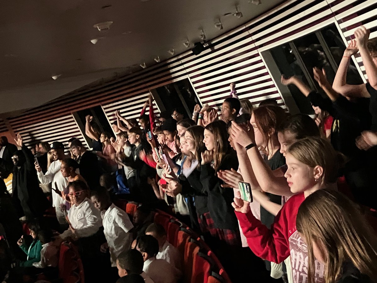 LibMidOrch's tweet photo. LMS 6th grade orchestra had a blast seeing @BlackViolin  at the Kauffman Center today!  @LPSFineArts @LibertyLMS https://t.co/IHfFNnkXpG