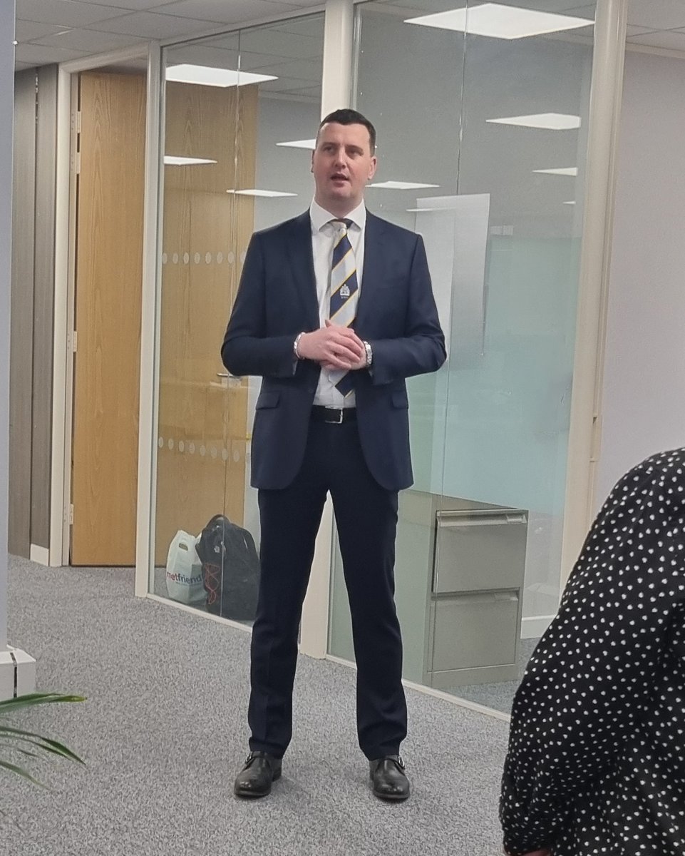 Metfriendly tweet media