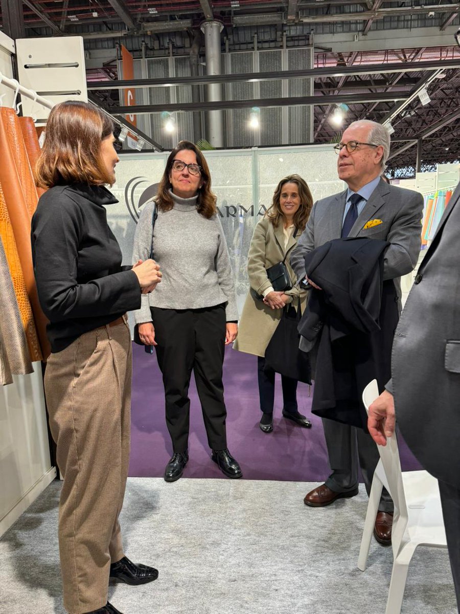 tex_fashion's tweet image. Momentos incríveis registrados! 🇧🇷✨ #Texbrasil #PVParis #PremièreVision #EmbaixadaBrasileira