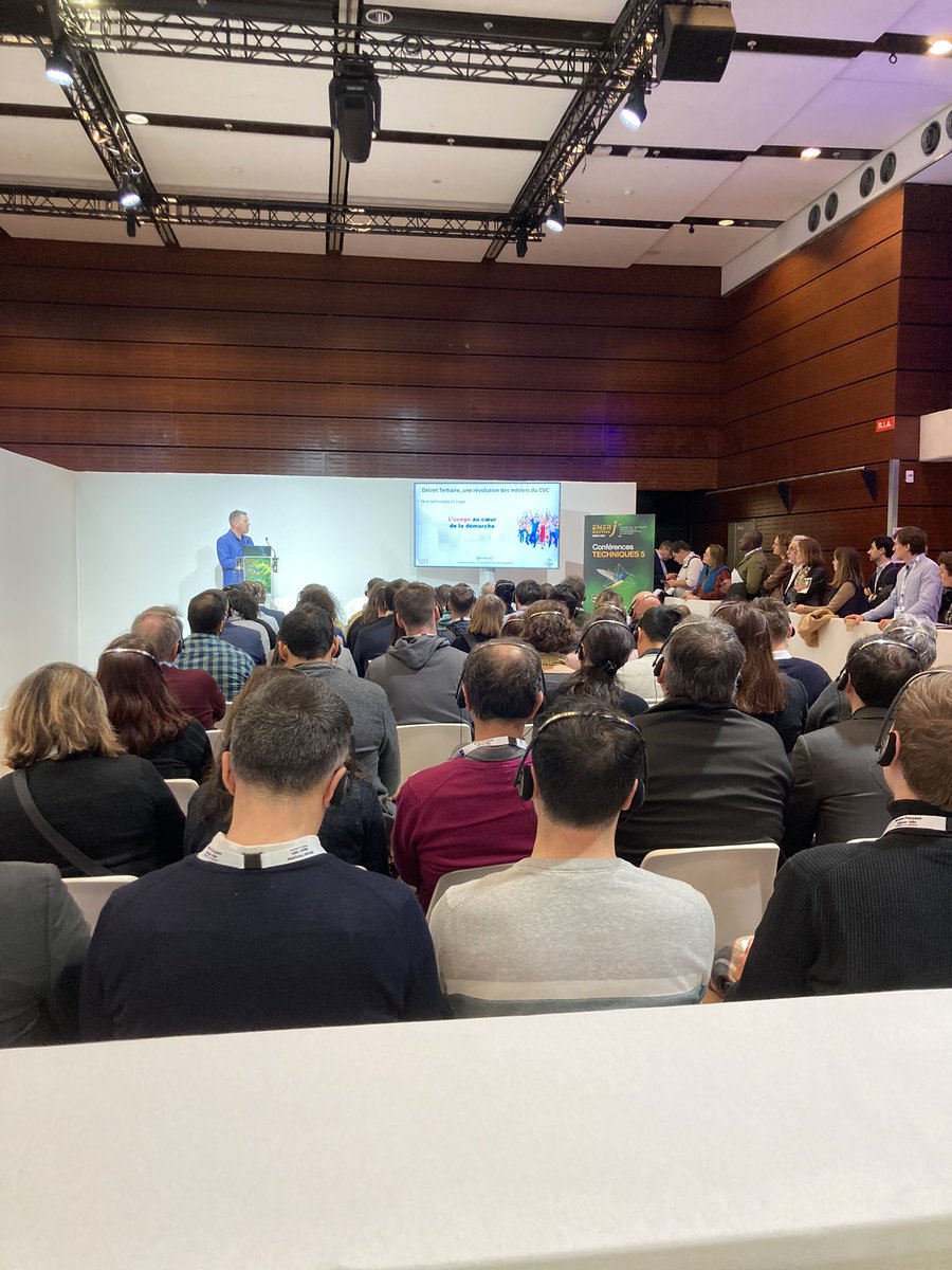 FranceStockpro's tweet image. [SALON] Hier se tenait l’@EnerJmeeting au @CdLouvre pour plébisciter les matériaux œuvrant pour la #décarbonation : biosourcés, écoconçus ou en #réemploi… La transition est engagée, et chacun.e de nous est un colibri qui peut y apporter sa contribution 
#touspourleréemploi