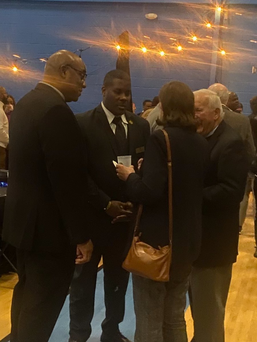 rcmarshals's tweet photo. On Tuesday Evening, #MarshalRamoneLamkin and a few of his Command staff members, Col. James Sabb, Capt. Joseph Scarlett and Lt. Omar Rouse attended the Boys &amp; Girls Clubs of Greater Augusta Youth of the Year Ceremony. The #RCMO would like to congratulate Miss Nakayla English. https://t.co/a1Q0zFdhf2