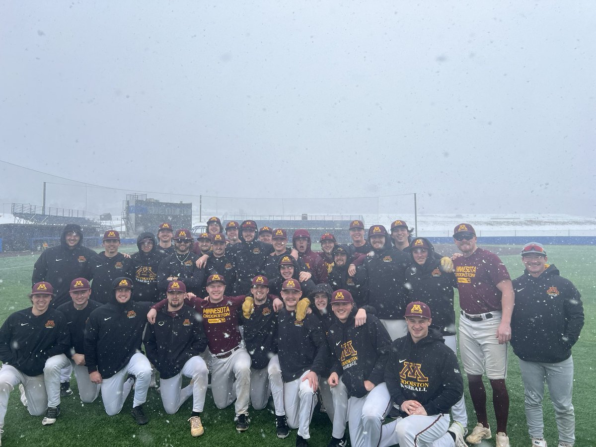 UMC Baseball tweet media