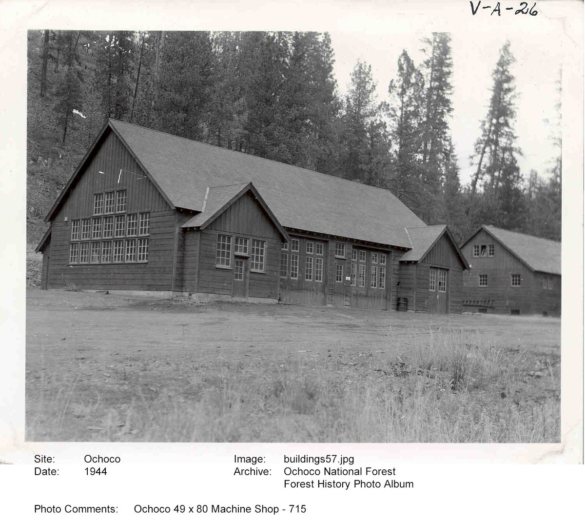 OchocoNatForest's tweet photo. ๐ฒThis depression-era building still stands today as a part of the historic Ochoco Ranger Station. The space is still being utilized today as a workspace by Forest staff. ๐ฒ
#ThrowbackThursday #OchocoNF #CrookedRiverNG https://t.co/zuTXrGyr8M