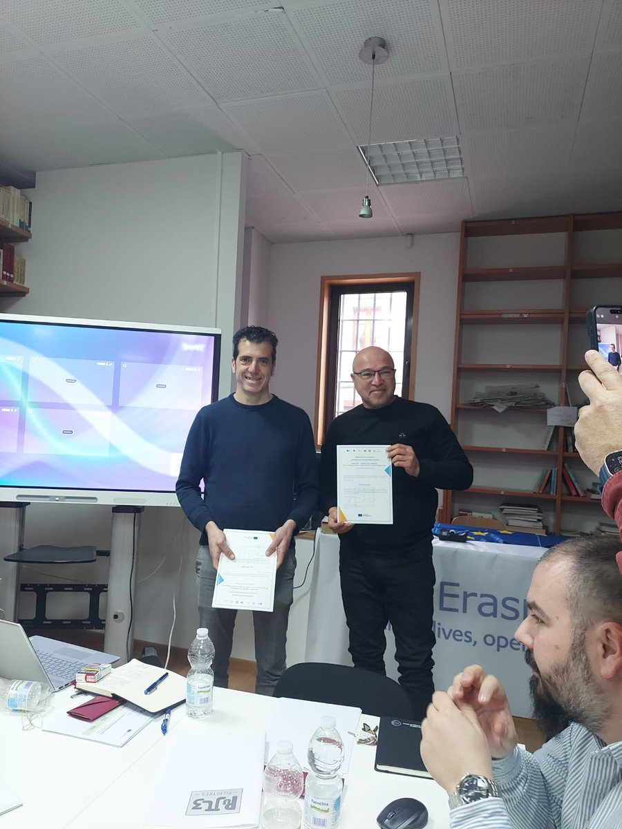 Gamecrit Erasmus Plus projemizin ilk toplantısı için İspanya’nın Leon şehrindeydik. 👏👏 We were in Leon, Spain, for the first meeting of our Gamecrit Erasmus Plus project. 👏👏<a href="/BayrakciKaan/">Kaan BAYRAKÇI</a> <a href="/PeyamiSOO/">PEYAMİ SAFA ORTAOKULU</a> #erasmusplus #CriticalThinking #gamification