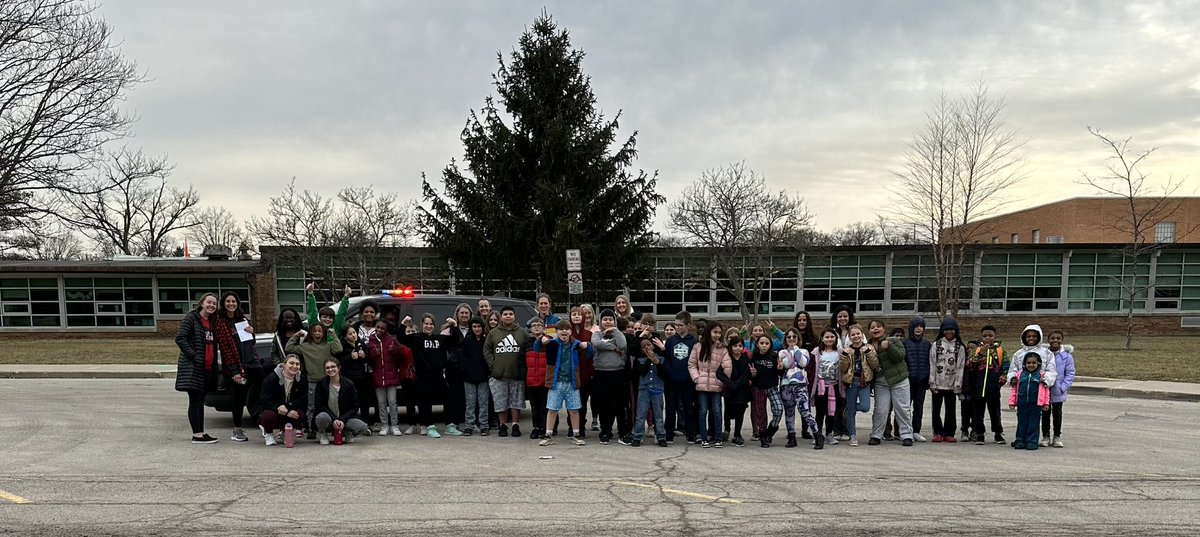 MrsMWestView's tweet photo. The First West View Walk a Mile was a success!!  We had 63 walkers and MPD helped us keep the pace and keep us safe!   We have almost reached our fundraising goal of $1,000!   It’s great day to be an All Star!!⭐️ @WestView_MCS https://t.co/z7olbbmtdw