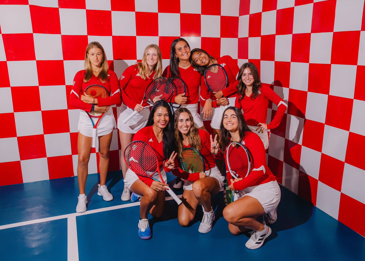 FresnoStateWTEN's tweet image. Believe, Achieve, Inspire. This group of strong women paving the way for the future. 

#MakingHerMark | #NGWSD