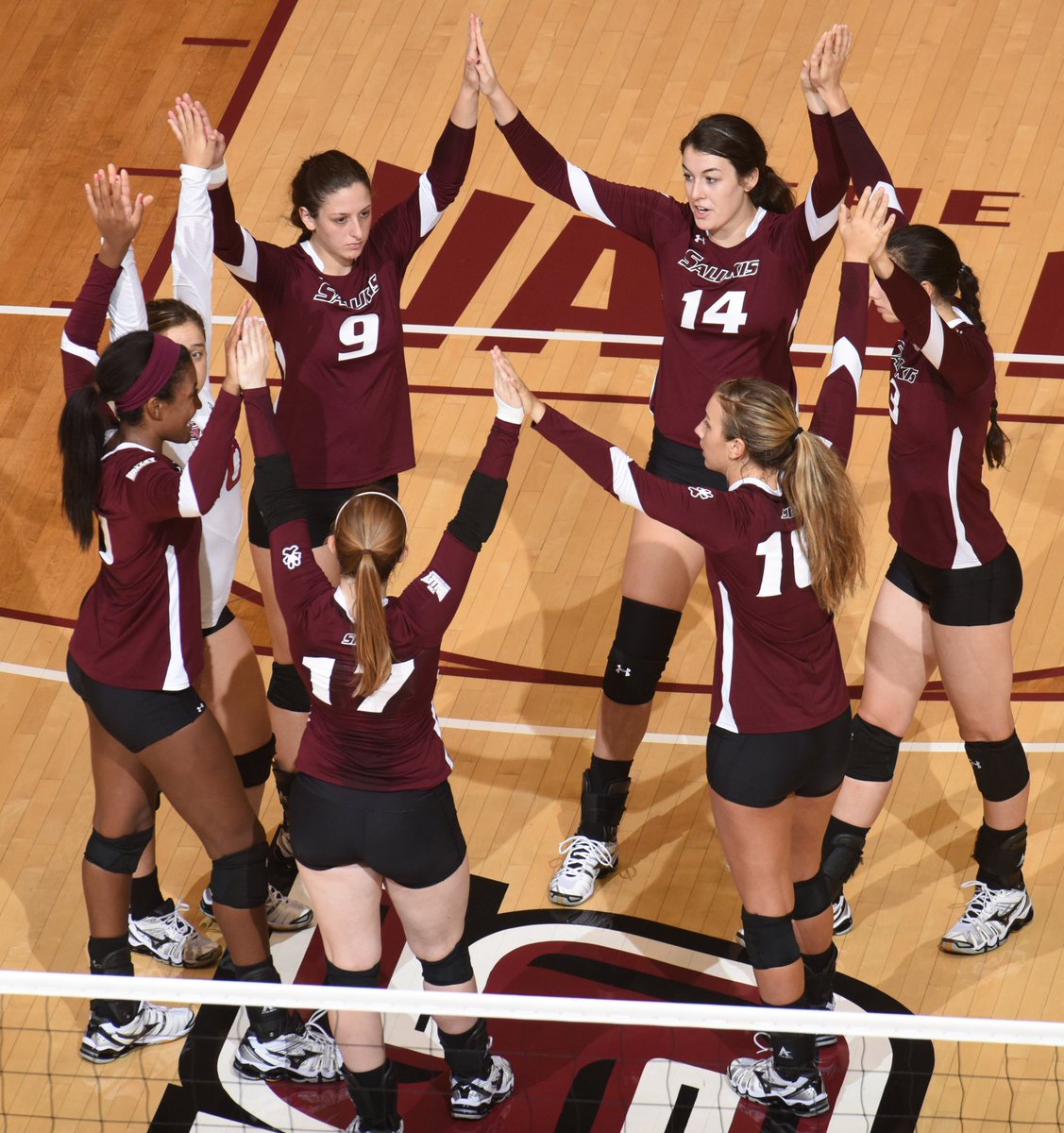 SIU_Volleyball tweet picture