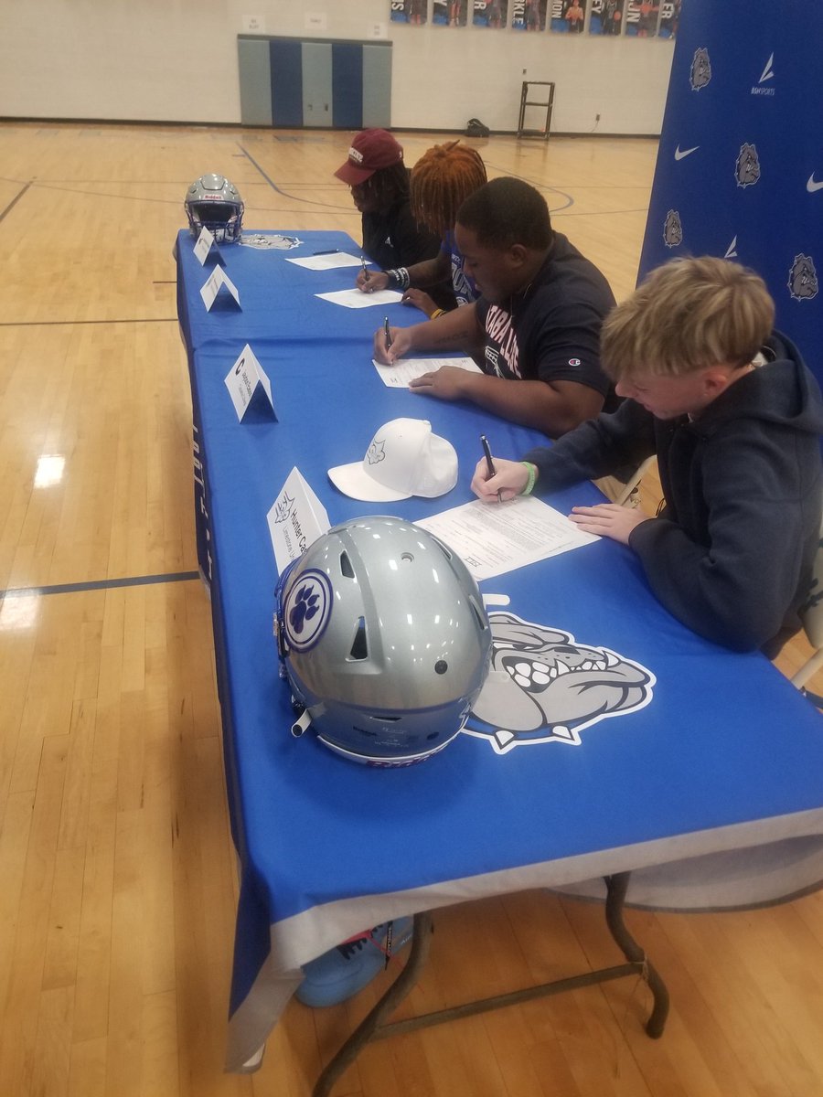 Silver Bluff Football (@silverblufffb) on Twitter photo Congratulations to our guys
on ✍ their letters of intent today
<a href="/HunterCasper81/">Hunter Casper</a> (<a href="/LimestoneFB/">Limestone Football</a>)
<a href="/MickenzieJr/">Mickenzie Atterberry Jr ✞</a> (<a href="/Fsubroncos_fb/">Fayetteville State Football</a>)
<a href="/JaydonEason/">𝓙𝓪𝔂𝓭𝓸𝓷 “𝓑𝓪𝓫𝔂𝓜𝓪𝓷” 𝓔𝓪𝓼𝓸𝓷</a> (<a href="/CatawbaFootball/">Catawba Football</a>)
<a href="/jopeeples/">joenathan”joe”peeples</a> (<a href="/FleetFB/">Erskine Football</a> ) Congratulations to our guys
on ✍ their letters of intent today
<a href="/HunterCasper81/">Hunter Casper</a> (<a href="/LimestoneFB/">Limestone Football</a>)
<a href="/MickenzieJr/">Mickenzie Atterberry Jr ✞</a> (<a href="/Fsubroncos_fb/">Fayetteville State Football</a>)
<a href="/JaydonEason/">𝓙𝓪𝔂𝓭𝓸𝓷 “𝓑𝓪𝓫𝔂𝓜𝓪𝓷” 𝓔𝓪𝓼𝓸𝓷</a> (<a href="/CatawbaFootball/">Catawba Football</a>)
<a href="/jopeeples/">joenathan”joe”peeples</a> (<a href="/FleetFB/">Erskine Football</a> )