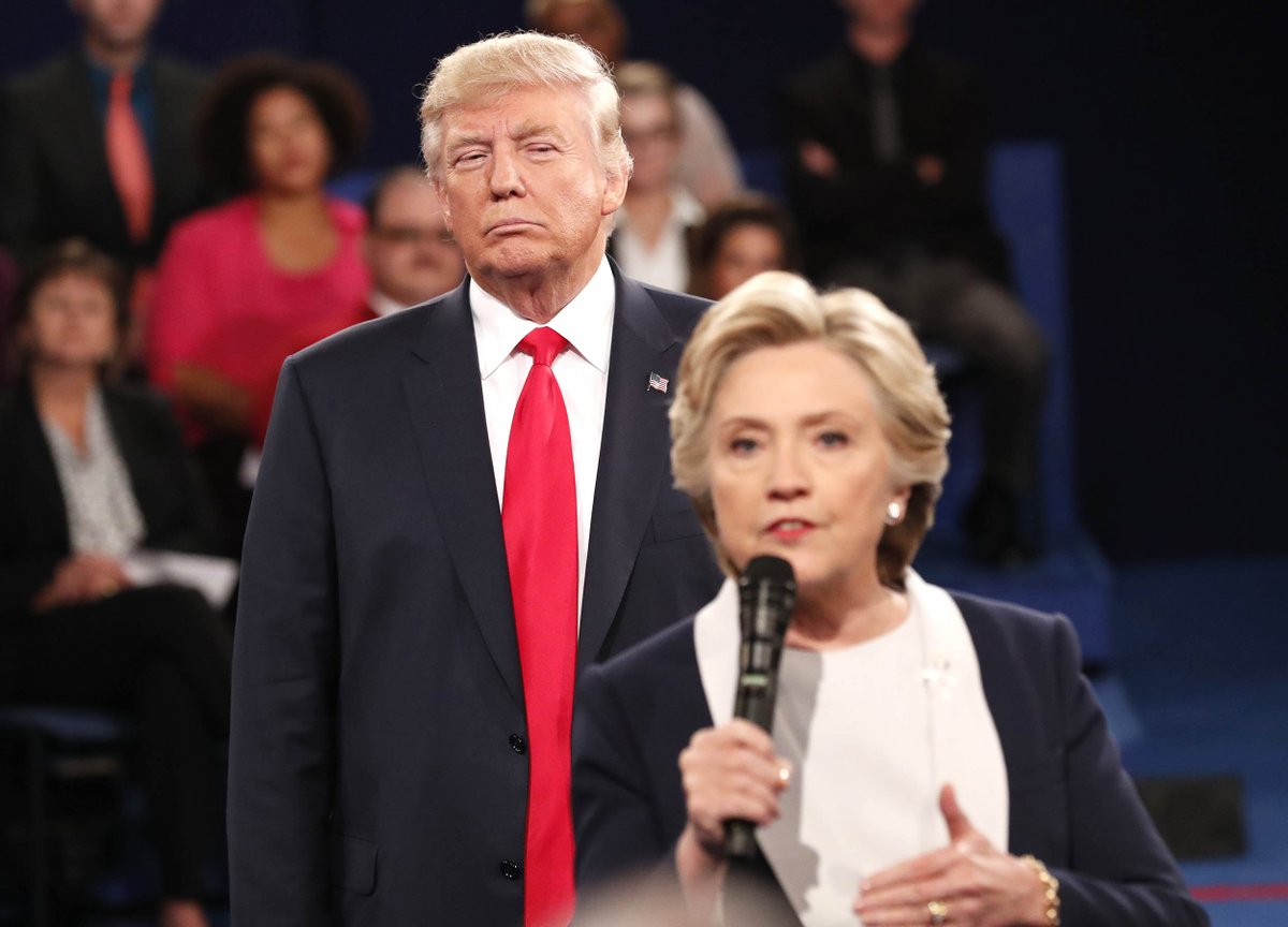 A_NHDogLover's tweet photo. @SwissWatchGuy @PleaseThink1776 #ButHerE mails ...
No reminder needed. Some of us saw this happening with first declaration of #LockHerUp https://t.co/3cAATWVLfX