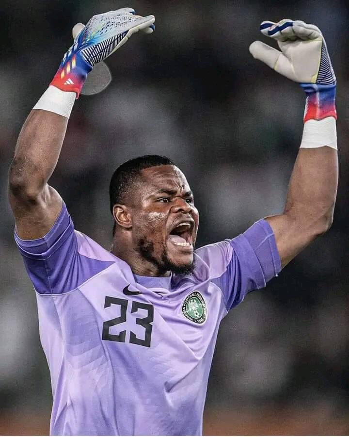 gboycomedy7's tweet photo. What do you think about this Guy @NoContextEPL #letdoitagain #suppereagles @manutdatoz https://t.co/LfpUPyzob1