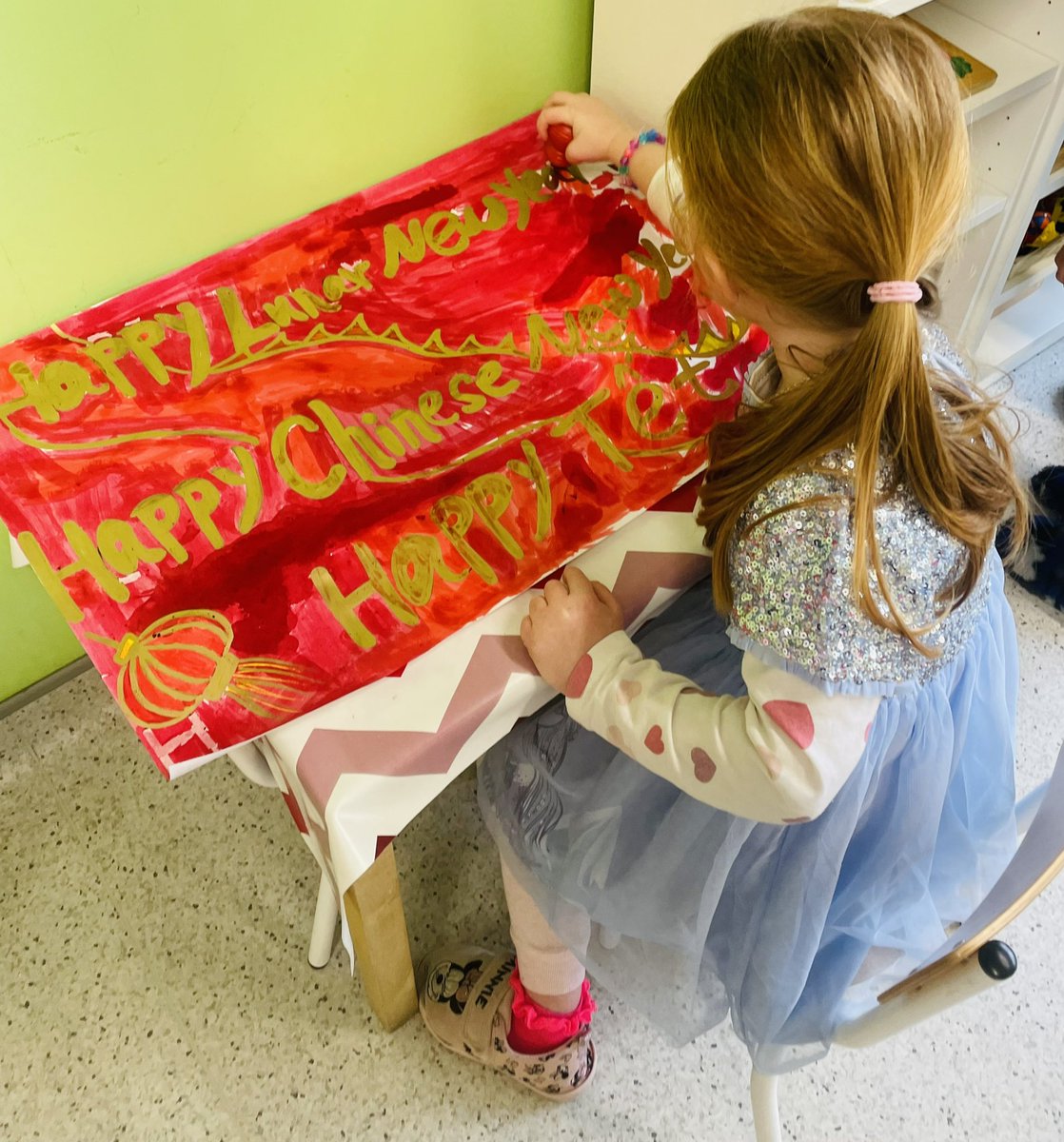 Getting ready for our Lunar New Year, Chinese New Year &amp; Tê’t celebrations 🏮🎊🪭✨🧧 

#teamworkmakesthedreamwork #inclusion #ecce #ecec #preschool #diversity #lunarnewyear #chinesenewyear #tết