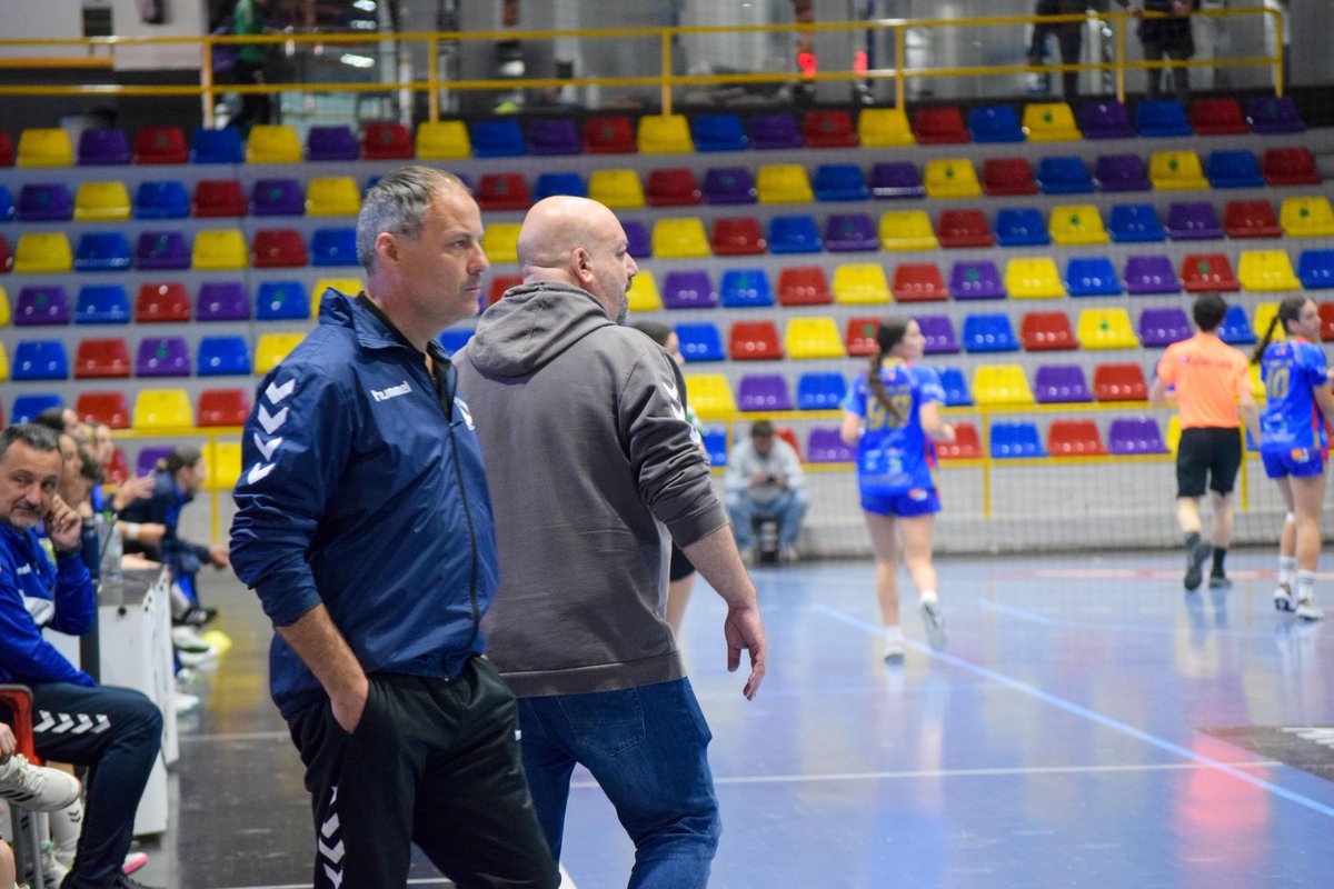 📸🤾🏻‍♂️ Fotogalería #1DNF #J13

Dólmenes Antequera 
🆚
@BMMontequinto 

👱🏻‍♀️📷 @escarlatillatar

@ATQDeporte

#MuchoVerde 
#muchodolmenesantequera 
#somosdebalonmano