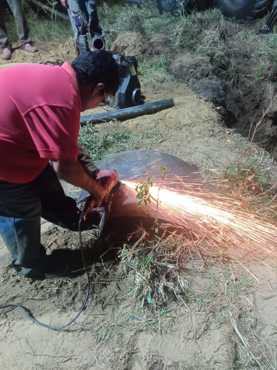 Aguasdemonagas's tweet photo. Con la acción inmediata de nuestros trabajadores fue corregida una fuga de gran magnitud en el sector Mata de Palo #Urica y así recuperamos unos 600 lps de agua
Trabajamos sin descanso para restablecer el sistema hídrico en Maturín
@RMarcoTorres
@ErnestoLunaPsuv
@minaguasoficial https://t.co/CWfs9zZiY1