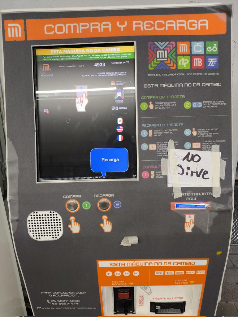 Engel_brayan's tweet photo. Cómo es posible que ninguna de las 4 máquinas funcione en la estación Coyoacán, si no son las máquinas son los torniquetes, pésimo servicio ojalá las reparen pronto ya llevan 2 semanas así!!! @MetroCDMX @GobCDMX @Claudiashein @c4jimenez @telediario https://t.co/bJEaTqy36L