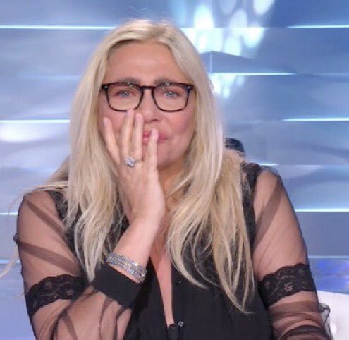Giorgia che gasa Emma 😍 #Sanremo2024