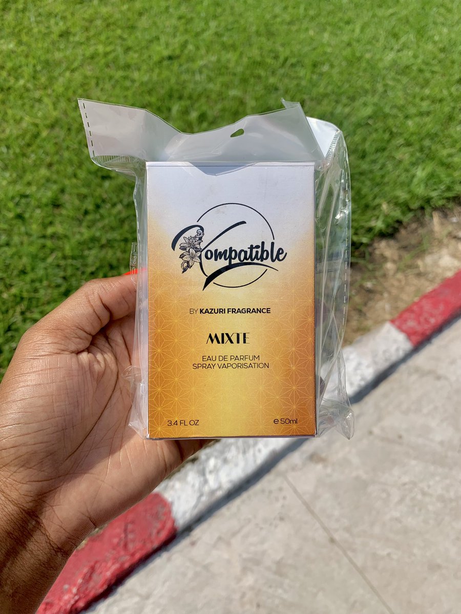 alma_ice's tweet photo. T1. J’ai choisi d’appeler mon parfum mixte “ k’ompatible ” parce que pour moi la compatibilité dans une relation amicale ou amoureuse est très importante. 

Ce parfum incarne un fort felling entre deux ou plusieurs personnes. 
Il libère l’amour, l’amitié, la douceur… https://t.co/BpEn30Drv1