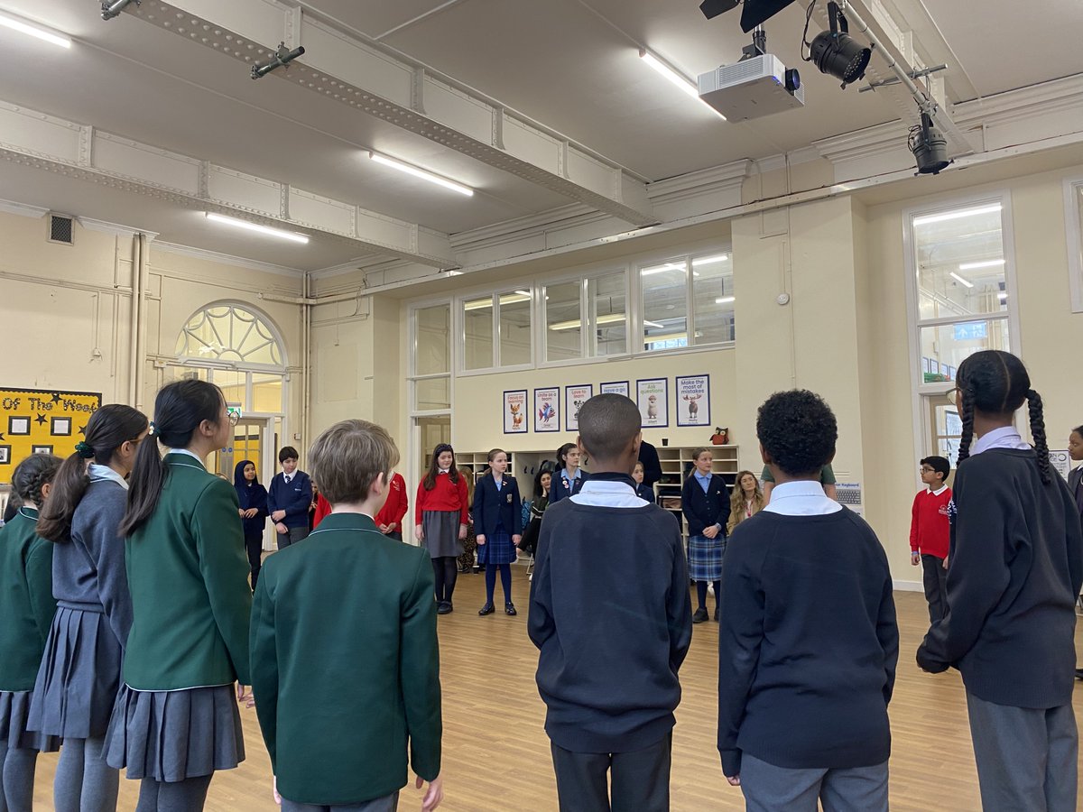 A fantastic third and final #StorySLAM event, hosted by <a href="/FulhamSchool/">Fulham Primary School</a>, for our primary pupils across the south

🏆Many congratulations to all pupils who took part in this year's competition and, in particular, to those pupils who took home winning prizes!

#EducationwithCharacter