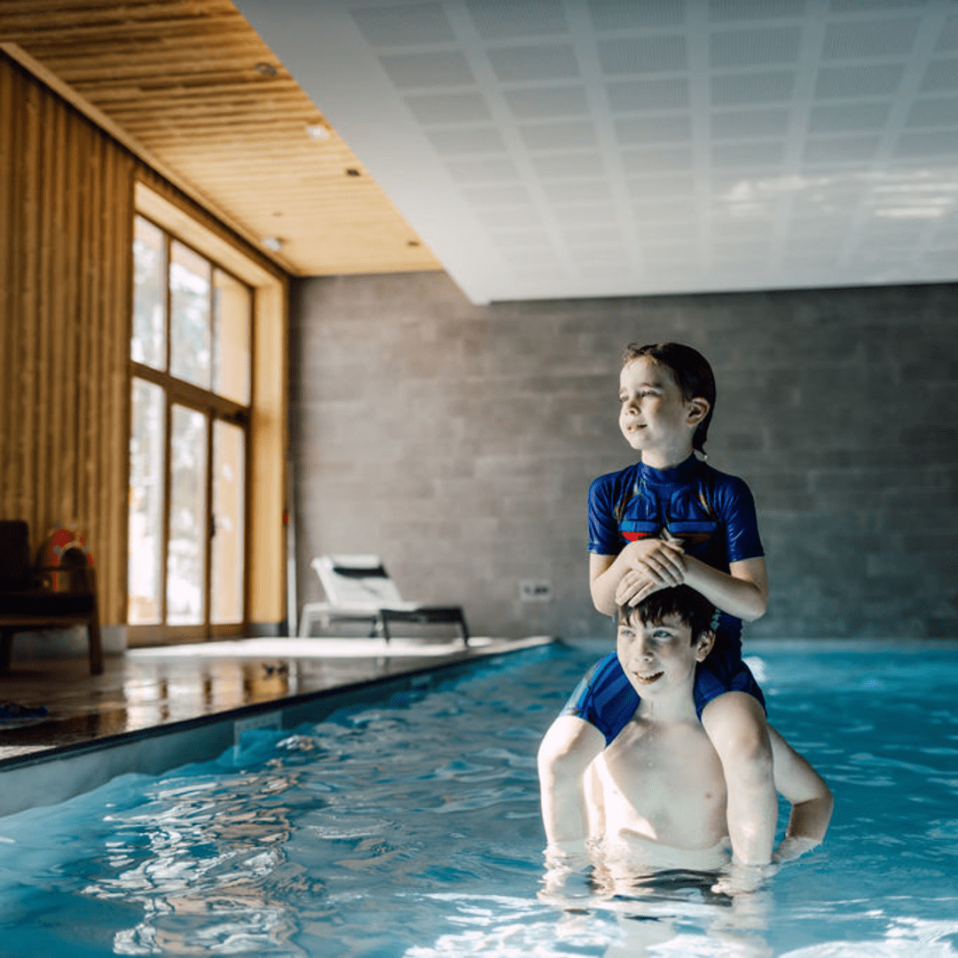 VIP_SKI's tweet image. Last chance to experience our piste-side hotel in Arc 1950! 

Bear Lodge has been booked solid since Christmas but we have a couple of rooms left for February 18 &amp;amp; a few throughout March. 

Fly with EasyJet from Gatwick via Ski Solutions. 

Book now! 

#HalfTermHoliday