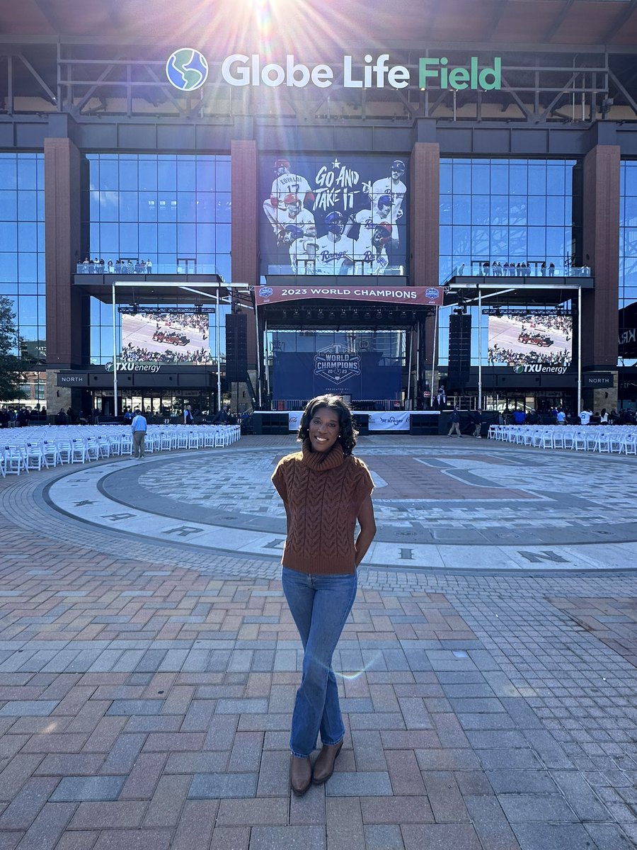 robynehearn's tweet image. Happy #NGWSD to all of the ladies that are in the sports world! Keeping crushing it. You all inspire me every single day ☺️🎥