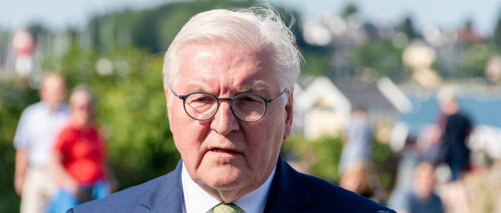 ‼️💥 Strafantrag gegen den Bundespräsidenten Frank-Walter Steinmeier
================

Mit seiner Aussage am 29.01.2024 auf einem Empfang vor Gewerkschaften, Wirtschaftsverbänden und Betriebsräten, “Wir lassen uns dieses Land nicht von extremistischen Rattenfängern