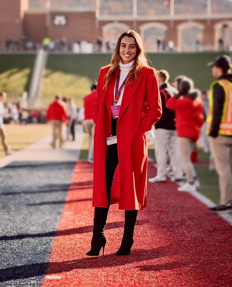 Liah Lasval tweet media