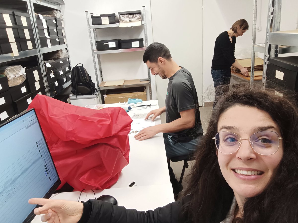 Digitising, mounting and curating - our small herbarium at the <a href="/nmnhs/">NMNHS</a>  is gaining a (dzen moment)um…  Many thanks to the director - for supporting our work.
<a href="/pavelestoev/">Pavel Stoev</a>