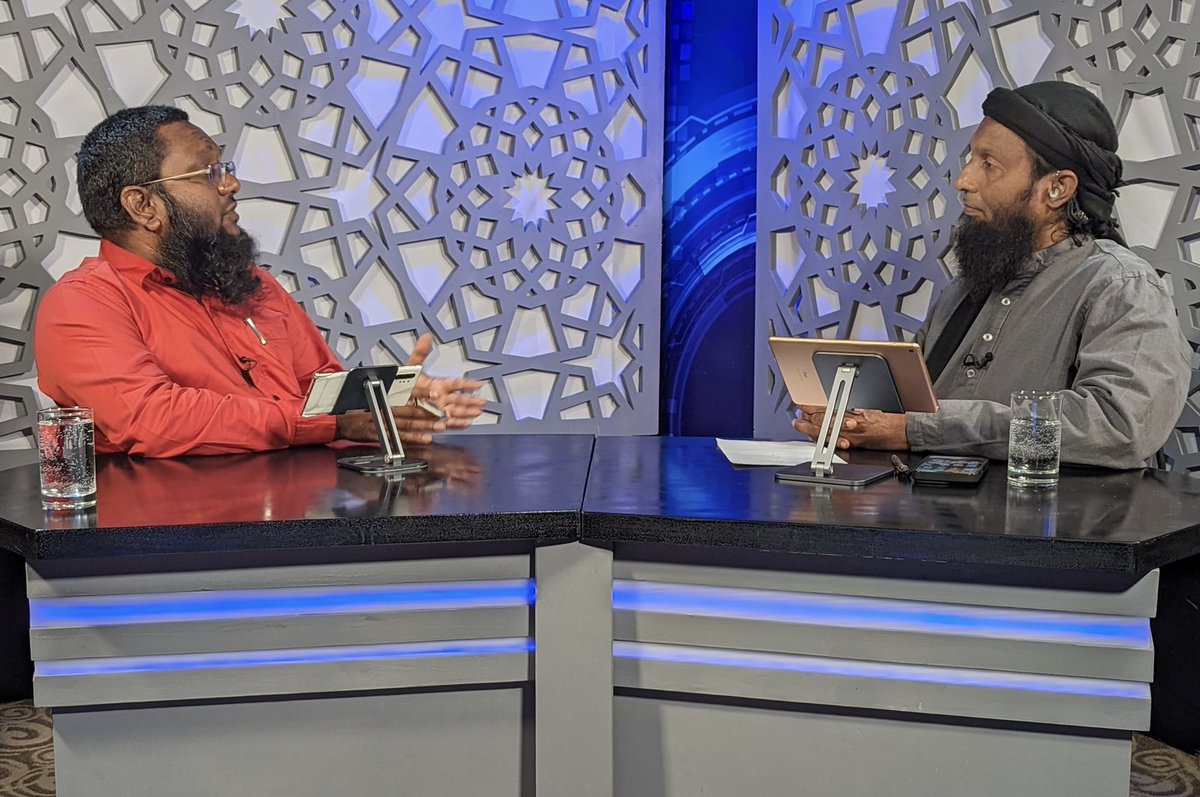 DhaarisTv in mirey kuriyah dhiya live program ‘Suvaalakee koba’ | Sheikh Abdulla bin Muhammad Ibrahim  | Ali Rameez.