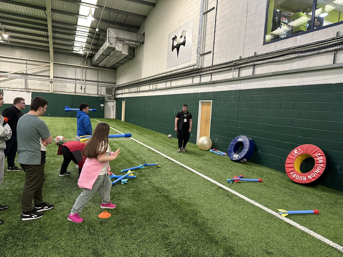 Thank you @NPTCGroup Gold @YACymru students - Macey Lake and Ben Williams for supporting this mornings ALN rugby session 😀 @NPTCGetActive