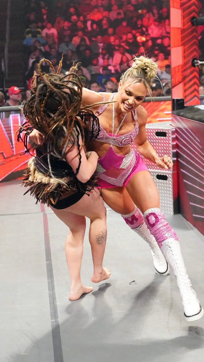 MaxxineFansite's tweet photo. Here the digital outtakes!! Been sitting on my phone but here you go guys! #MaxxineDupri #WWERAW 📷 #WWE #AlphaAcademy (@maxxinedupri) https://t.co/zHoK6mTHtz
