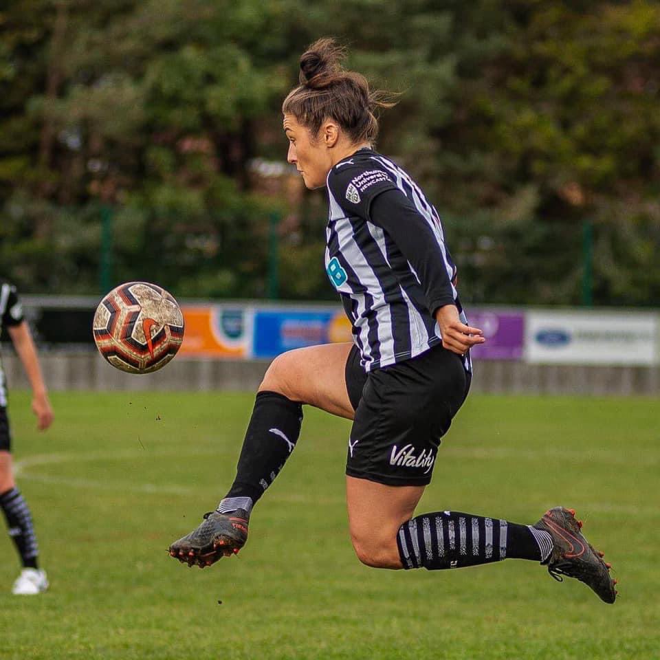 Wishing former <a href="/NUFCWomen/">Newcastle United Women</a> midfielder <a href="/jessfosterrrr/">JESS FOSTER</a> happy birthday and hope you’ve had a lovely day Jess!
⚫️⚪️🎂🎁🥳⚽️⚪️⚫️