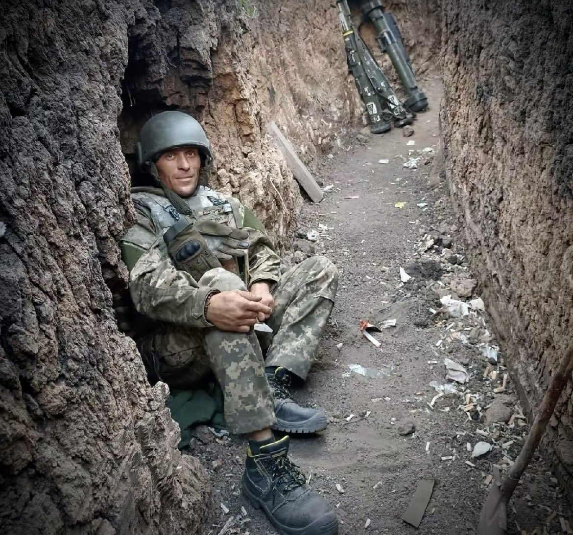 Pray for these soldiers who still risking their lives for Ukraine and Freedom 🙏