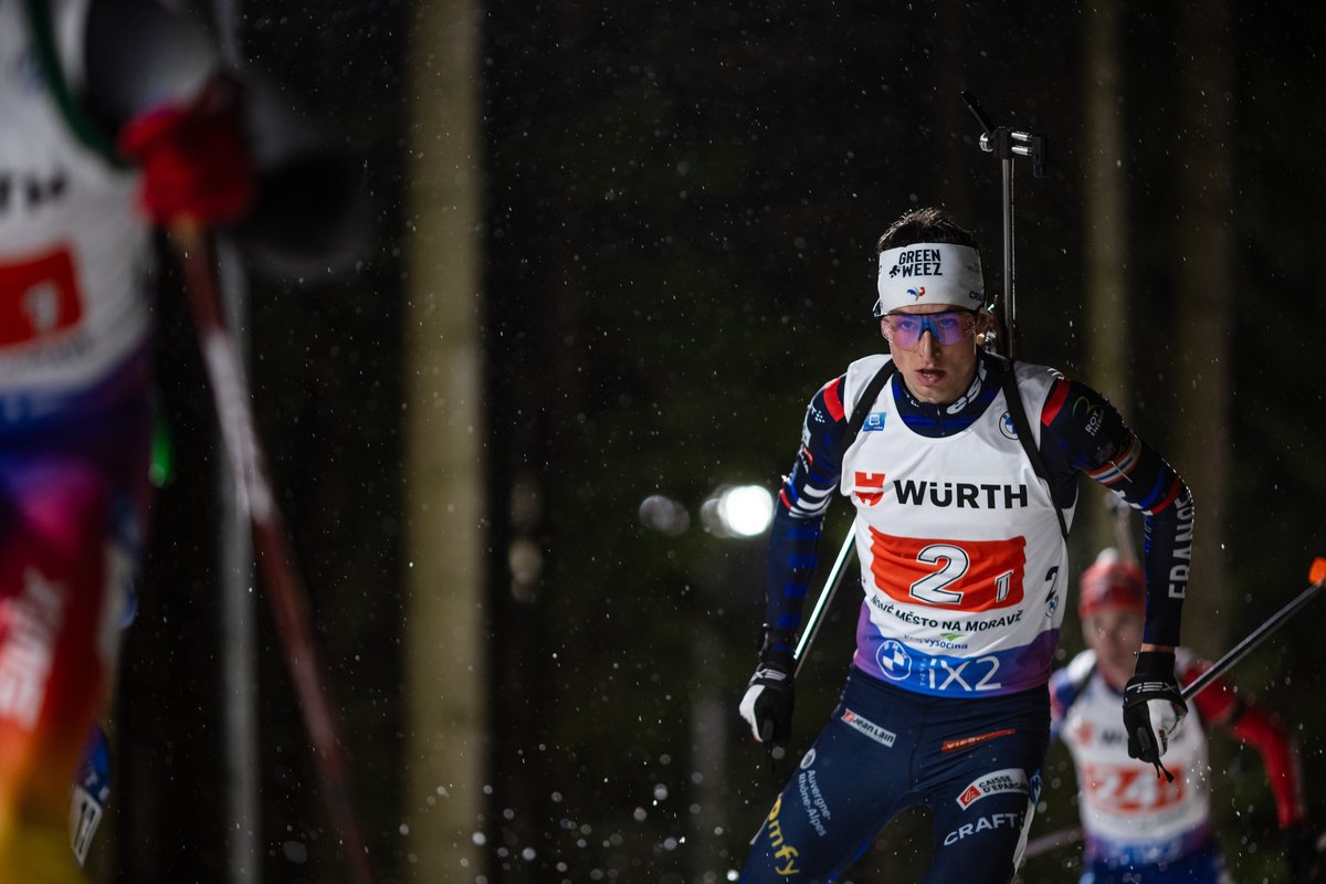 FedFranceSki's tweet image. CHAMPIONS DU MONDE 🤩🇨🇵
Eric Perrot, Quentin Fillon Maillet, Justine Braisaz-Bouchet et Julia Simon remportent le relais mixte des Mondiaux de Nové Město na Moravě 🥇

Fabuleuse course de nos 4 tricolores 👏