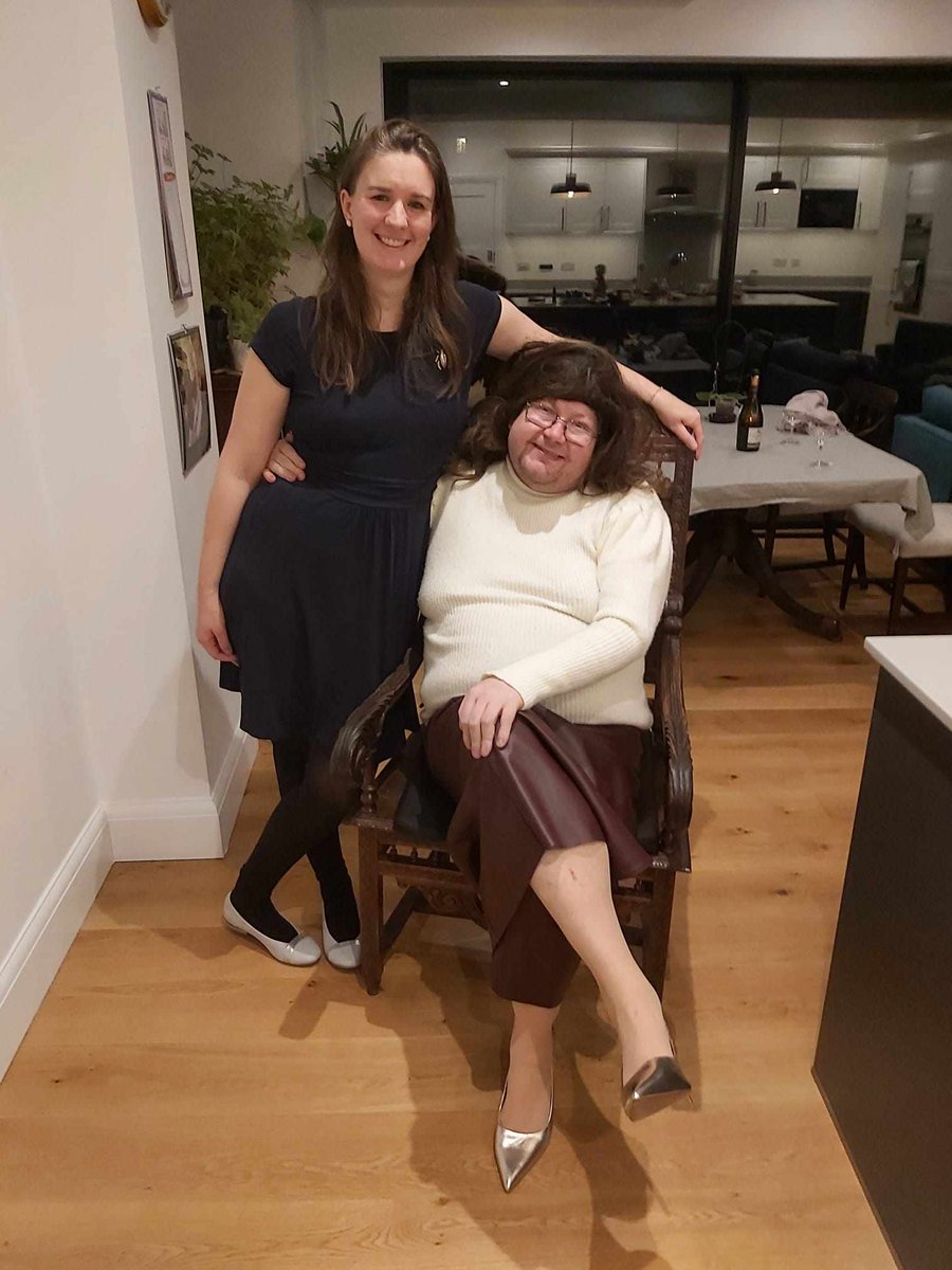 Dann11Hard's tweet photo. @SaraDaviesCC  I am in my cream jumper, ox blood leather skirt, gold five inch stilettos. https://t.co/w7i5tp3dGq