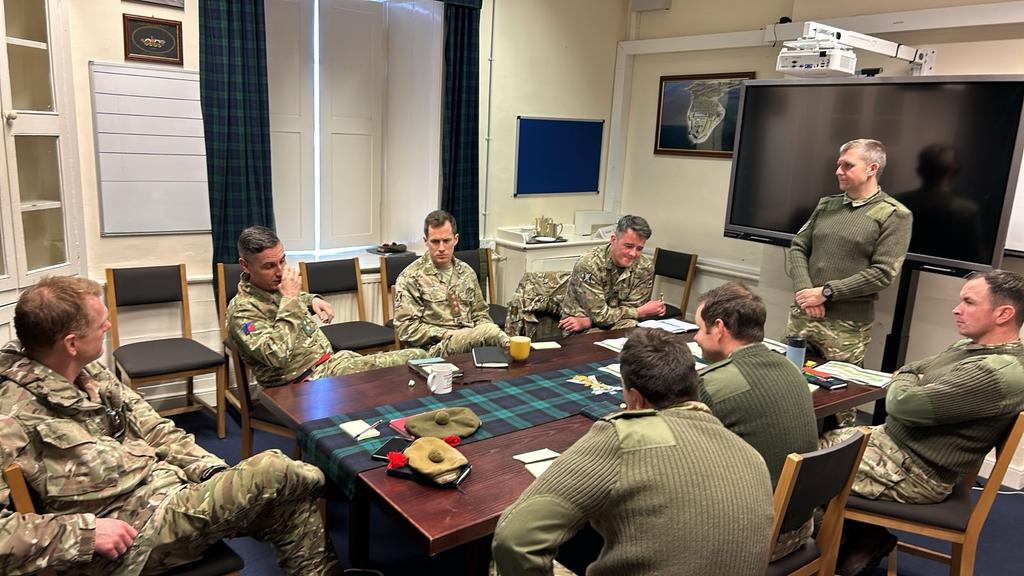 3SCOTS_CO's tweet photo. 3 SCOTS switched focus to #OpTEAMWORK today. Every soldier in the Bn had their say on how we build a better team. Open & frank discussions, honest feedback and innovative ideas will keep us delivering the very best for our people and the wider Army. @11SFABde @ArmyinScotland https://t.co/Vfrq9sKf95