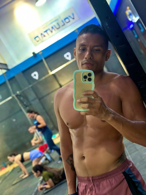 Que est&aacute;s pensando!! https://t.co/8MGkNCE22n<a href="/tag/deseos"class="tags"><span>#deseos</span></a>