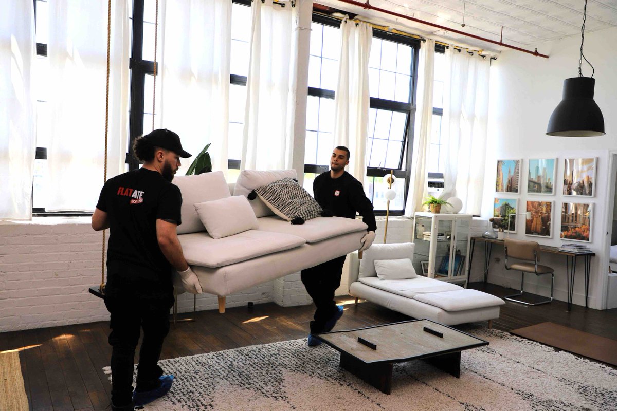 With FlatRate Moving, even the bulkiest of furniture isn’t a problem. Our expert moving professionals will curate a detailed moving plan prior to your moving day, ensuring a seamless transition. 

#movingprofessionals #flatratemoving #furnituremoving #movingmadeeasy