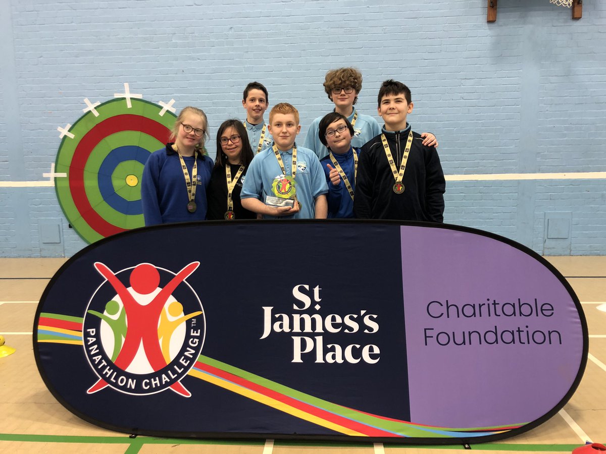SalisburySgo's tweet image. Well done to the participants from Trafalgar, @SarumAcademy, Exeter House and @wyvernstedmunds for participating in the KS3/4 @Panathlon today. Well done to WSE who came first and second and EH who came third! Thank you to the Sarum and WSE leaders for a fab day.