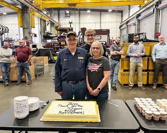 WarrenCAT's tweet image. Join us in congratulating Jerry on his impressive career of 42 years! We hope you enjoy your well-deserved retirement! It&apos;s employees like Jerry that help make Warren CAT the Caterpillar dealership of choice!
#WarrenCAT #HappyRetirement #EngineService #LetsDoTheWork