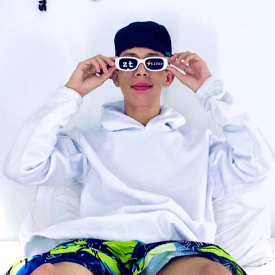 #NuevaFotoDePerfil

onlyfans.com/ztstifer