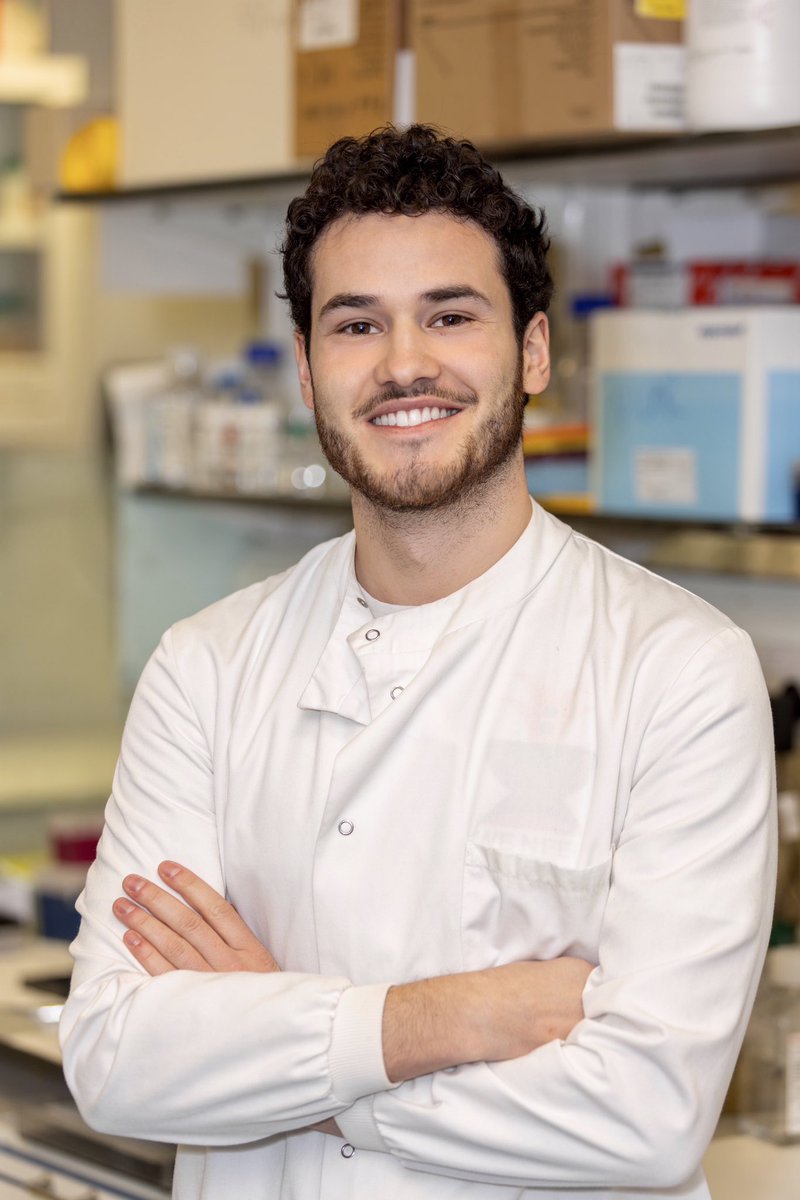 Andrés, @AndresGSam, has recently joined our lab as a Postdoc Research Associate. He will be developing novel nano-based approaches for detecting & targeting pancreatic cancers. Welcome, Andrés, glad to have you in the team!