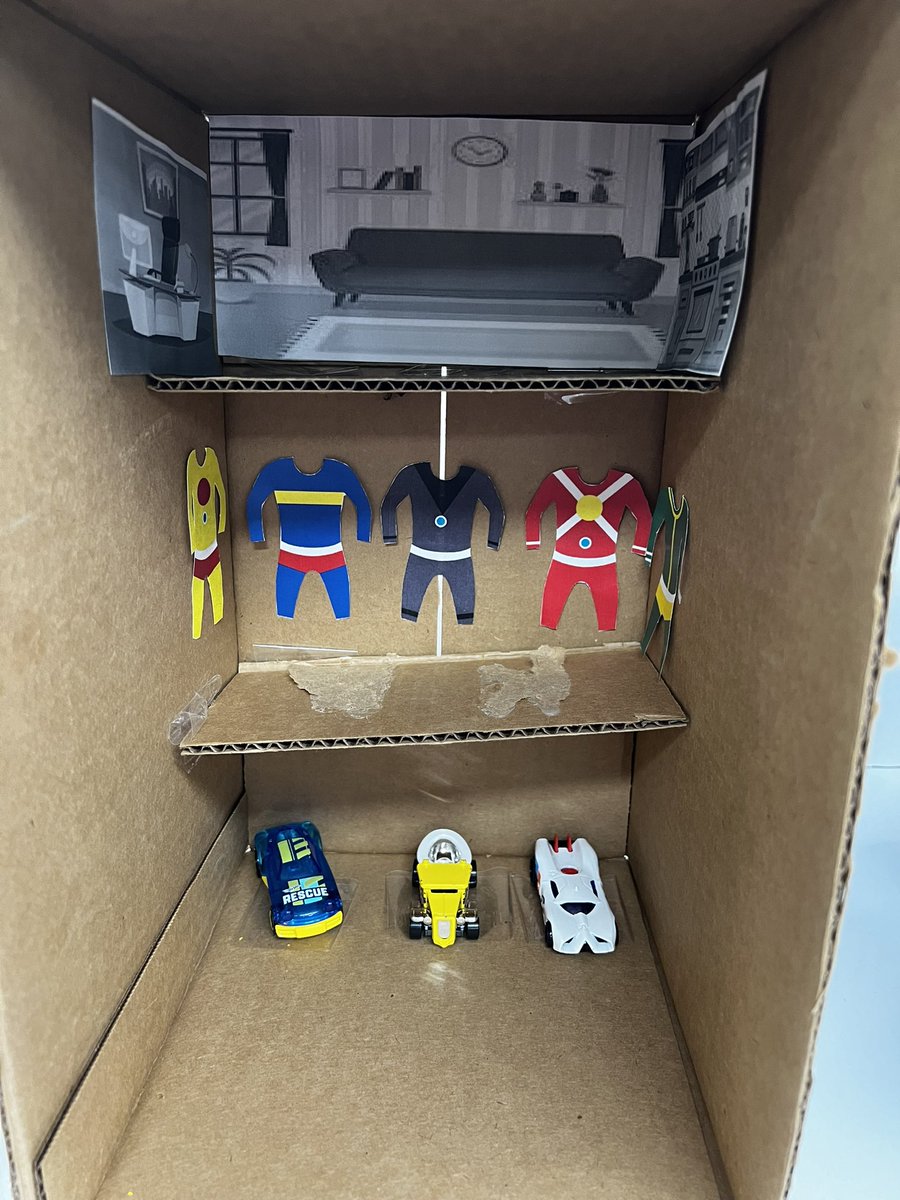 DESReads_Young's tweet image. The Superhero Lairs are starting to arrive! We have some SUPER creative kiddos! #DESisBEST #GCISDLib