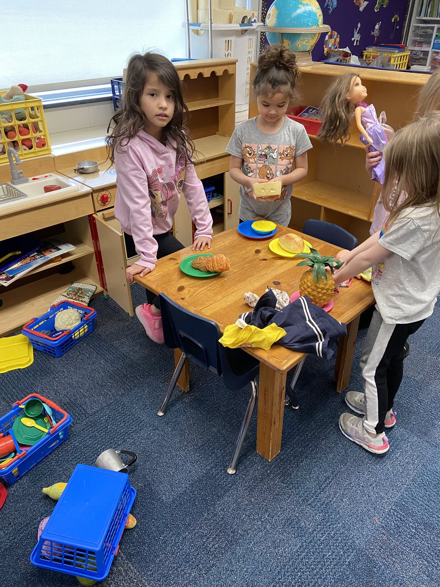 MrsTappsClass's tweet image. Our Global Day of Play is just getting started. #LWGSPD2024 #DecaturProud #GSPD2024