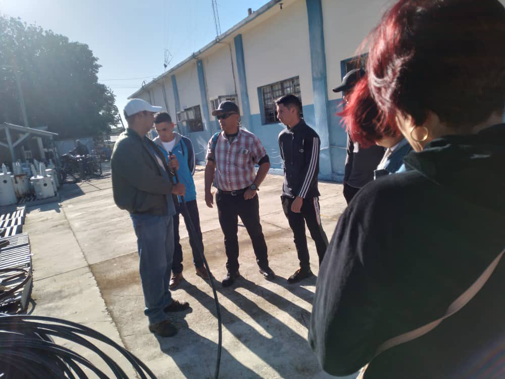 Puertas abiertas en la Empresa Eléctrica con estudiantes de Obrero calificado de Instalaciones Eléctricas
#SanctiSpíritusEnMarcha
#CabaiguánEduca