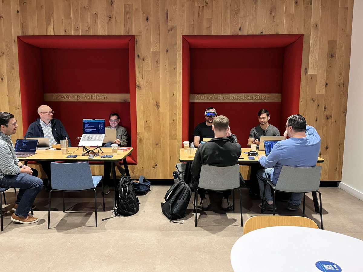 biggest crew yet today at our coworking session!