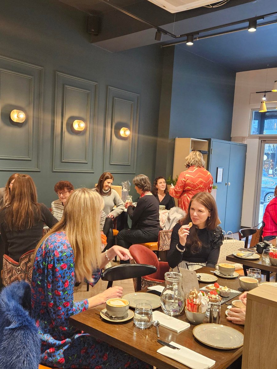 BedfordLimerick's tweet photo. A big Thank You to everyone who joined us for @NetworkLimerick Coffee and Chats Morning We had an amazing time hosting this event. Thanks to @annmarie_n75592 for her insightful talk on Sustainable Fashion and @NetworkLimerick.
#TheBedfordRestaurant #NetworkLimerick #sustainable https://t.co/UqtC9MnsHu
