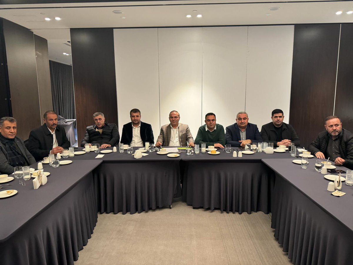 mutahitler63's tweet photo. Şanlıurfa müteahhitler birliği olarak şubat ayı yönetim kurulu toplantımızı gerçekleştirdik  @mustafaonal63 @TelliogluTahir https://t.co/siKx9zYvaT